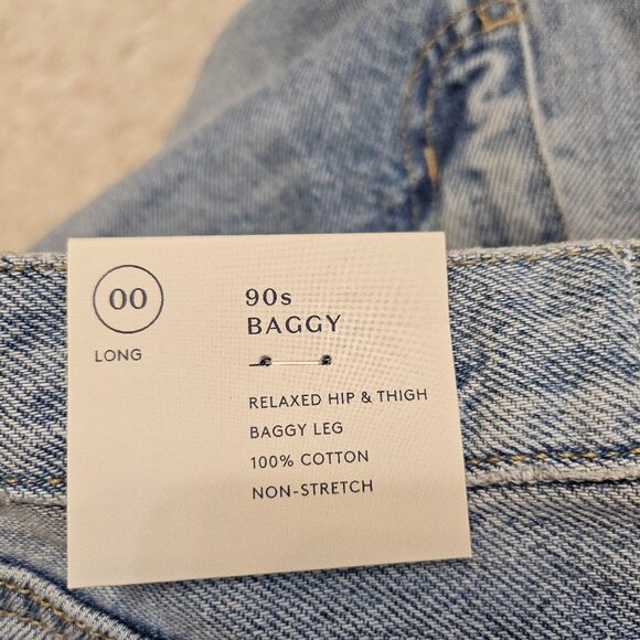 Universal Thread Goods Women's Blue Relaxed Hip and Tight Baggy Jeans Size: 00 - Picture 14 of 14